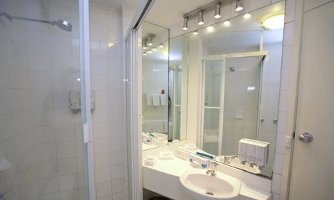 Madison Tower Mill Hotel - Darwin Tourism 10