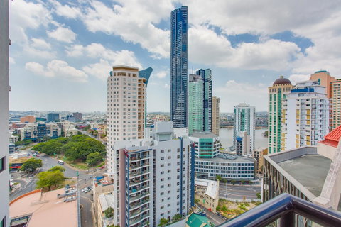 Republic Apartments Brisbane City - Darwin Tourism 11