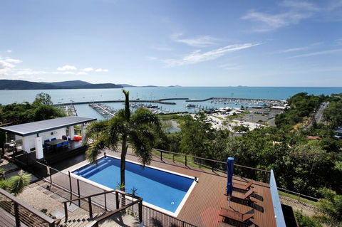 Nautilus On The Hill - Airlie Beach - Darwin Tourism 41