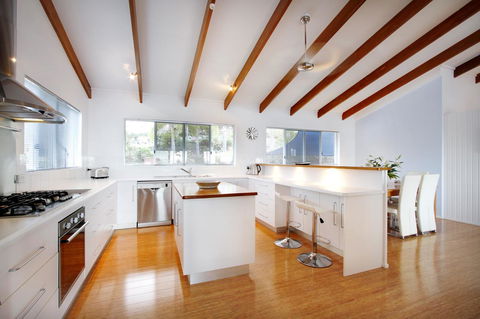 Nautilus On The Hill - Airlie Beach - Darwin Tourism 36