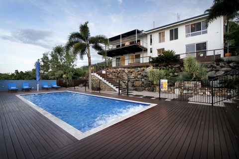Nautilus On The Hill - Airlie Beach - Darwin Tourism 1
