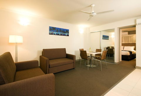 Cairns Colonial Club Resort - Darwin Tourism 28