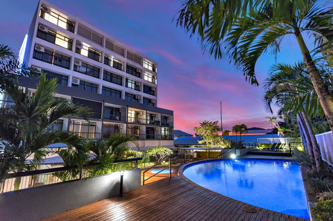 Sunshine Tower Hotel - Darwin Tourism 0