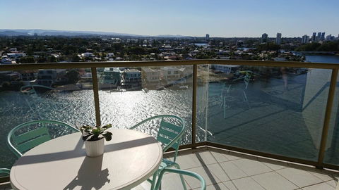Surfers Hawaiian Holiday Apartments - Darwin Tourism 8