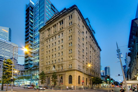 MacArthur Chambers - Darwin Tourism 0