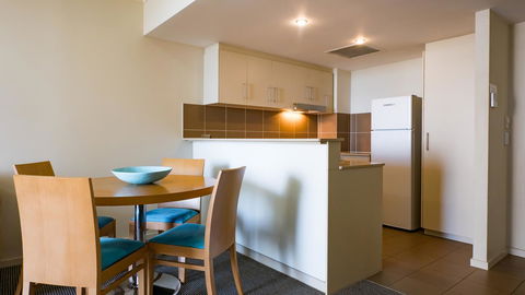 Swell Resort Burleigh Heads - Darwin Tourism 4