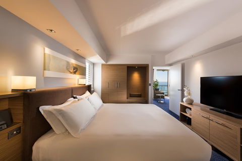 Sofitel Gold Coast Broadbeach - Darwin Tourism 5