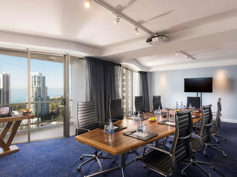 Sofitel Gold Coast Broadbeach - Darwin Tourism 42