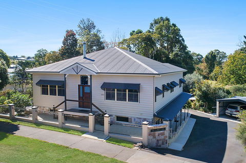 The Guesthouse Maleny - Darwin Tourism 8