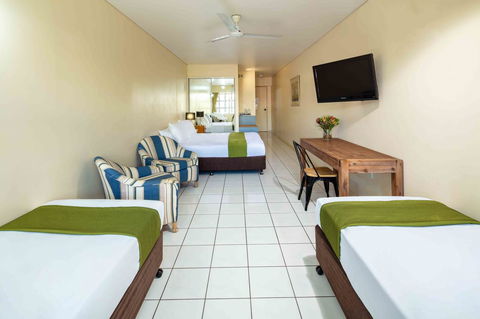 Hides Hotel - Darwin Tourism 14