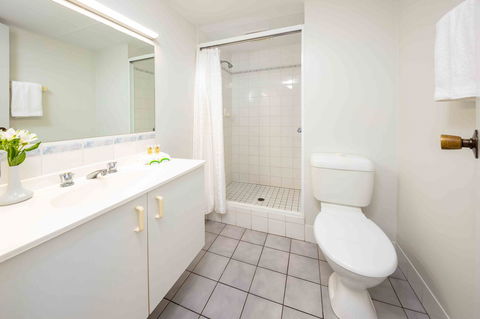 Hides Hotel - Darwin Tourism 6