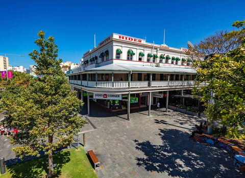 Hides Hotel - Darwin Tourism 21
