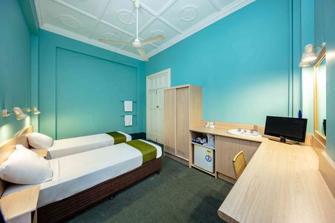 Hides Hotel - Darwin Tourism 17
