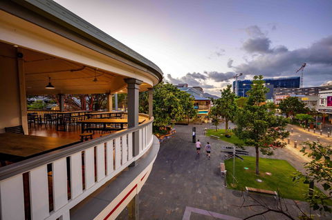 Hides Hotel - Darwin Tourism 26