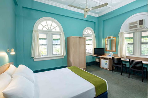 Hides Hotel - Darwin Tourism 20