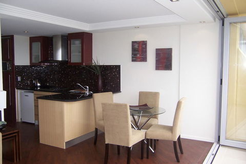 Hi Ho Beach Apartments On Broadbeach - Darwin Tourism 35