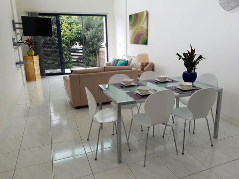 Sutton's Beach Unit - Darwin Tourism 3