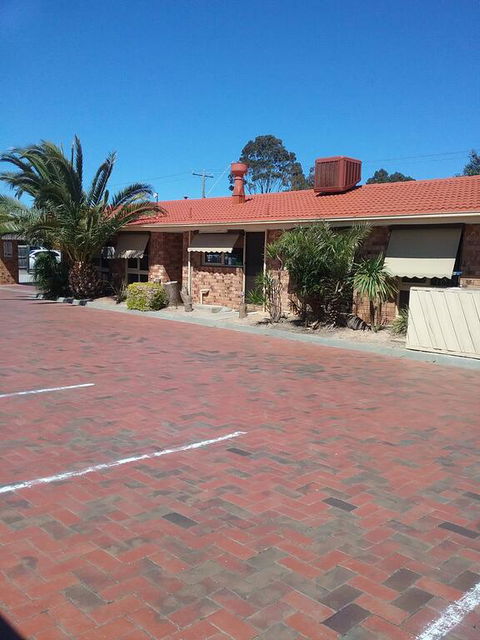Werribee Park Motor Inn - Darwin Tourism 1