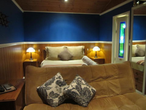 Willowlake Cottages - Darwin Tourism 1