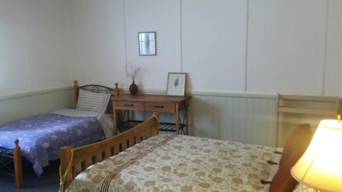 Windswept Country Retreat - Darwin Tourism 1