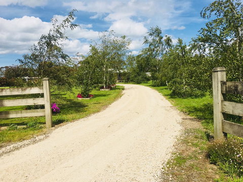 Yarragon 4 Bedroom House In Gippsland - Darwin Tourism 0