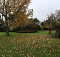 Yarragon Dairy Family Room - Darwin Tourism