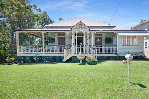 A Charming Queenslander - Darwin Tourism 0