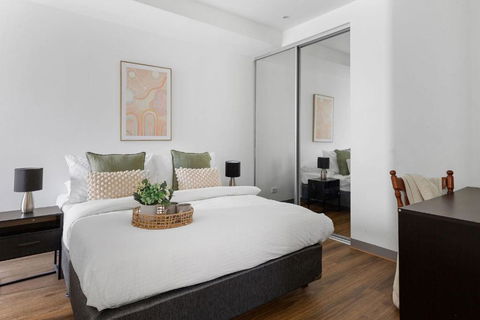 A Chic 2BR Apt Near Melbourne Uni FREE Parking - Darwin Tourism 3