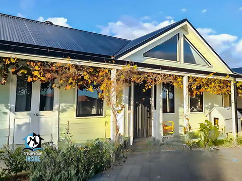 A Beautiful New Property, Walking Distance To The Beach In Esperance WA! - Darwin Tourism 0