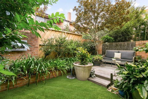 BARIS - Bariston Avenue Cremorne - Darwin Tourism 1