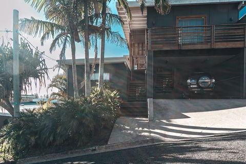 BAY PROPERTIES . The Chill - Darwin Tourism 2