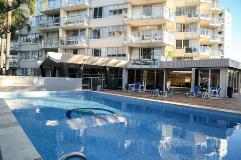 Pacific Regis Beachfront Holiday Apartments - Darwin Tourism 9