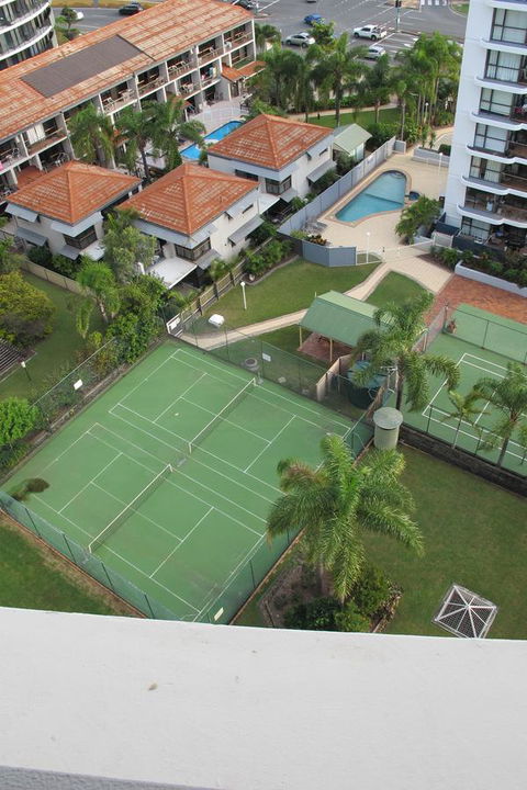 Pacific Regis Beachfront Holiday Apartments - Darwin Tourism 6