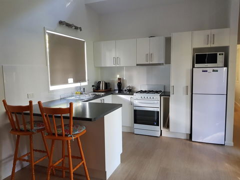 Bee-Haven Cottage - Darwin Tourism 2