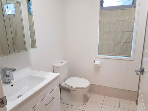 Bee-Haven Cottage - Darwin Tourism 9