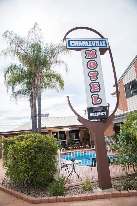 Charleville Motel - Darwin Tourism 2