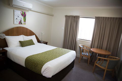 Charleville Motel - Darwin Tourism 8