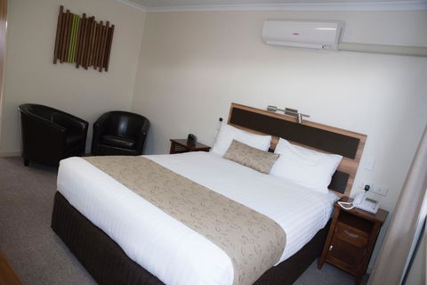 Charleville Motel - Darwin Tourism 18