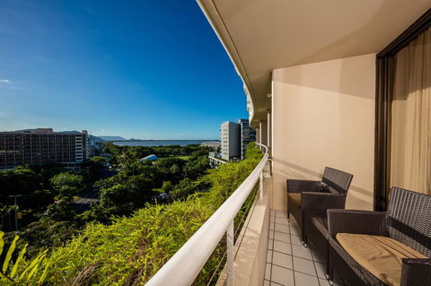 Hilton Cairns - Darwin Tourism 27