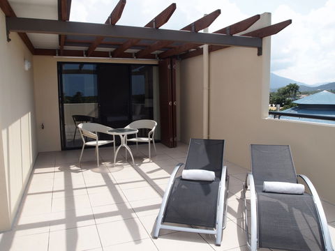 Edge Apartments Cairns - Darwin Tourism 7