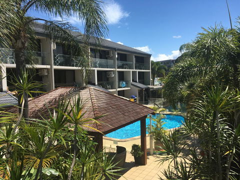 Burleigh Palms Holiday Apartments - Darwin Tourism 0