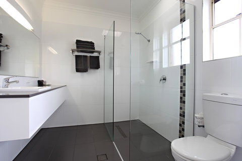 Coopers Colonial Motel - Darwin Tourism 34