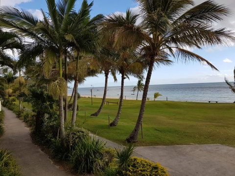 Moreton Island Villas And Apartments - Darwin Tourism 12