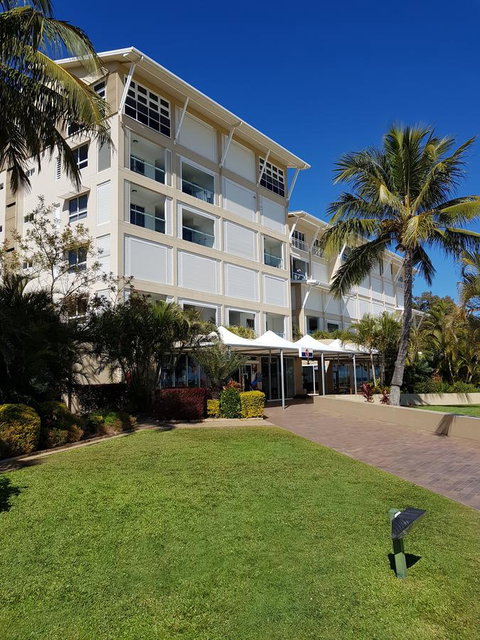 Moreton Island Villas And Apartments - Darwin Tourism 7