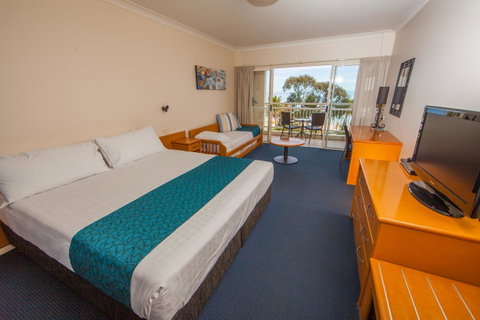Tangalooma Island Resort - Darwin Tourism 35