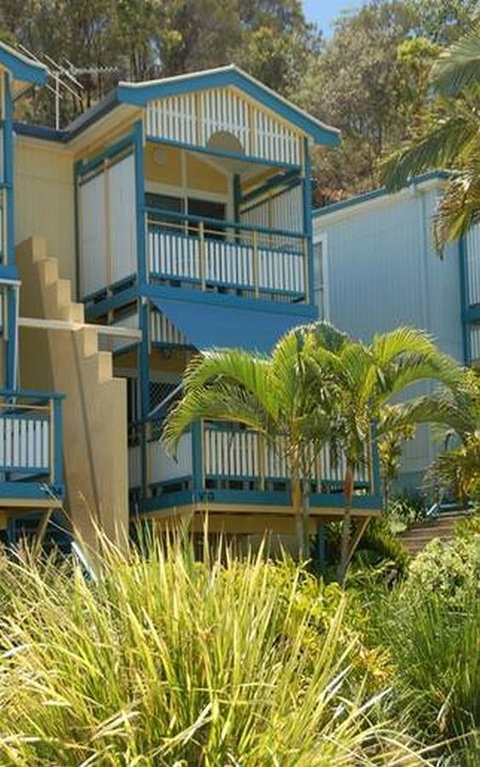 Beach Front Villa At Tangalooma - Darwin Tourism 2