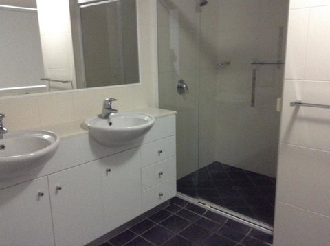 Beachfront Holiday Apartment To Rent For Short And Long Stays - Darwin Tourism 9