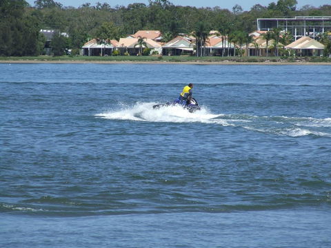 Lowset Home On The Canal - Dolphin Dr, Bongaree - Darwin Tourism 14