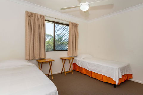 Spacious Unit Overlooking Moreton Bay - Boyd St, Woorim - Darwin Tourism 2