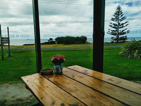 Baudins Accommodation And Restaurant - Darwin Tourism 19